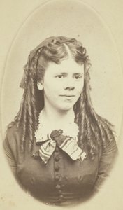 Unbetiteltes Porträt einer Frau, 1850-99 von G. C. Gilchrest