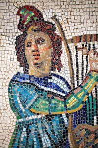 Römisches Mosaik, das Orpheus beim Spielen der Lyra darstellt