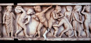 Gallorömische Kunst: Marmorfries von einem Sarkophag, der spielende Kinder darstellt