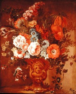 Rosen, Mohn, Geißblatt, Levkojen und andere Blumen in einer skulptierten Vase von Gaspar Peeter The Elder Verbruggen