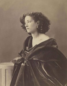 Porträt von Sarah Bernhardt 1844-1923, 1864
