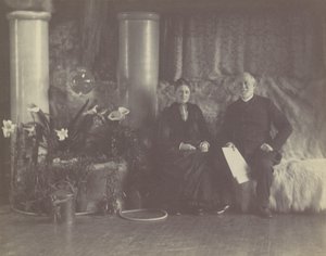 Herr und Frau Charles L. Tiffany im Studio von Louis C. Tiffany, ca. 1890 von George Collins Cox