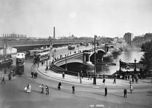Blackfriars Bridge und Bankside-Kraftwerk, London