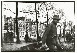 Durchbruch auf der Raadhuisstraat in Amsterdam von George Hendrik Breitner