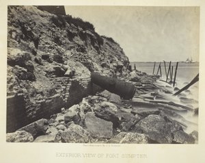 Außenansicht von Fort Sumpter von George N. Barnard