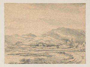 Hügellandschaft mit einigen Häusern und links ein Fluss