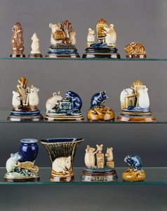 Eine Auswahl von Tierfiguren modelliert von George Tinworth