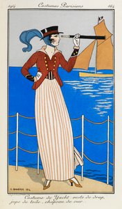Yachtkostüm: Jacke aus Tuch, Rock aus Leinen, Hut aus Leder. Eine Frau in einem Yachtkostüm: eine rote Tuchjacke, gestreifter Leinenrock, ein Lederhut und ein blauer Schal. Sie benutzt ein Teleskop und zeigt auf das Boot im Hintergrund. Pariser Kostüme. von Georges Barbier
