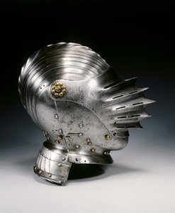 Geschlossener Helm im Maximilianstil, um 1520