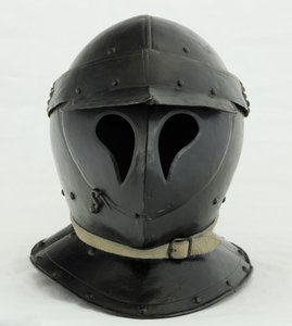 Geschlossener Burgonet in 
