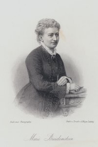 Marie Breidenstein, deutsche Pianistin, Sängerin und Gesangslehrerin von German School