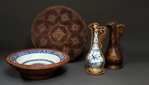 Montierter chinesischer Krug und Teller in Originalkisten, Augsburg, ca. 1655-60 von German School