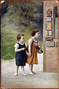 Postkarte mit Hänsel und Gretel vor dem Lebkuchenhaus