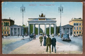 Postkarte, die das Brandenburger Tor in Berlin zeigt