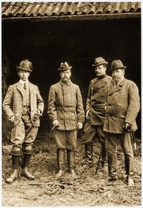 Prinz Alfred, Zar Nikolaus II. und Ernst Ludwig von German School