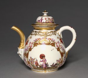 Teekanne, Meissener Porzellanmanufaktur, ca. 1723-24