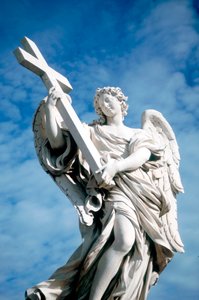 Engel, der ein Kreuz trägt, von der Ponte St. Angelo, Rom, Italien, 1669 von Gian Lorenzo Bernini