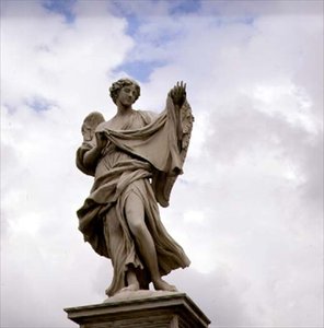 Statue eines Engels, der das Heilige Grabtuch hält von Gian Lorenzo Bernini