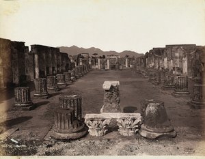 Gesamtansicht der Basilika, Ostseite, Pompeji
