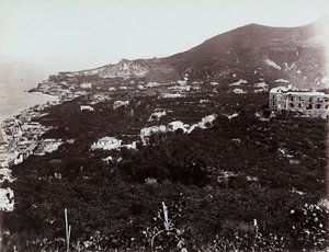 Panoramablick auf Casamicciola, in der Nähe von Neapel