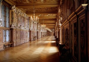 Renaissance-Architektur: Blick auf die Galerie von Franz I. im Schloss Fontainebleau
