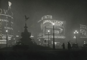 Piccadilly Circus 1950er Jahre von Godfrey Macdominic
