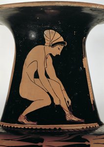 Kauernde Frau, die ihre Sandale bindet (Detail)