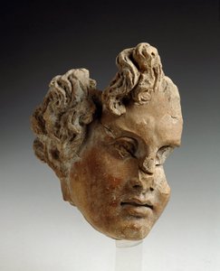 Magna Graecia (Großgriechenland): Kopffragment; aus Monte Antenna (Rom); 5.-4. Jahrhundert v. Chr.; Rom, Museum der Villa Giulia von Greek