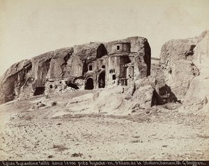 Eine byzantinische Kirche in den Felsen gehauen, in der Nähe von Ayache-in, am Rande der Hamam-Station, Türkei von Guillaume Berggren