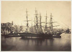 Schiffe im Hafen von Sète