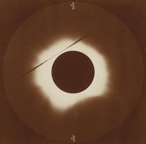 Sonnenfinsternis von Caroline Island, 6. Mai 1883 von H. A. Lawrence