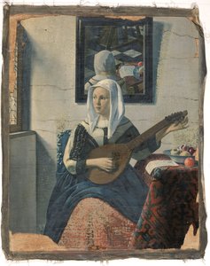 Frau, die auf einer Zister spielt