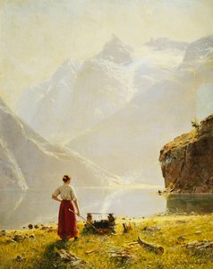 Ein Sommertag an einem norwegischen Fjord