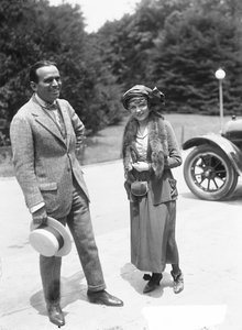 Douglas Fairbanks und Mary Pickford, ca. 1915 von Harris & Ewing
