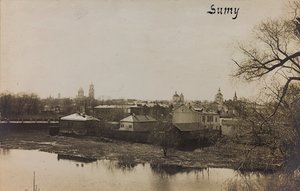 Erster Weltkrieg: die Ukraine in den Jahren 1914-1916 während der Invasion der deutschen Armee. Ansicht von Sumy (s/w Foto) von Heldenfriedhof Dsessentniki (attr. to)