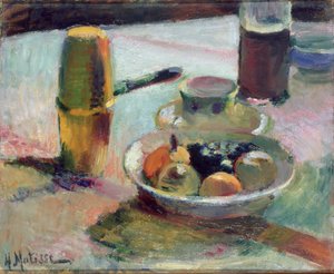 Früchte und Kaffeekanne