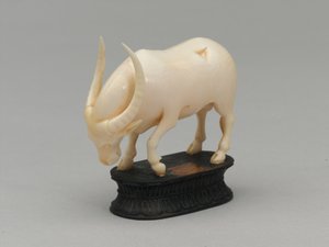 Schwarzer Läufer, Schachfigur, Indien, ca. 1820 von Henri Pille