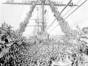 Jungen an Bord des Ausbildungsschiffs HMS Impregnable in Plymouth, 1906 von Henry Crockett