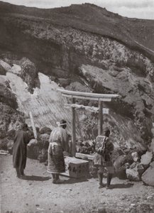 Ein Schrein am Kraterrand von Herbert Ponting