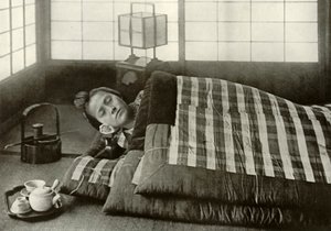 Schlafenszeit in Japan, 1910 von Herbert Ponting