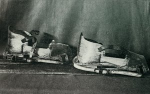 Skischuhe für den Gebrauch mit Finnesko, ca. 1910-1913