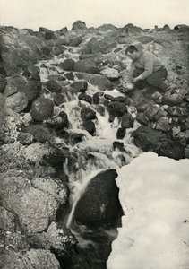 Etwas von einem Phänomen - Ein Süßwasser-Wasserfall von Herbert Ponting