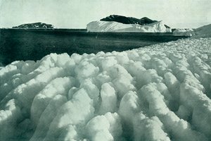 Eisrücken nach einem Schneesturm, ca. 1910-1913, 1913 von Herbert Ponting