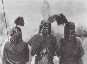 Afrika: Aulad Hamid Kopfschmuck von Hugo Adolf Bernatzik