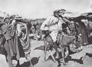 Afrika: Obstmarkt in Omdurman von Hugo Adolf Bernatzik