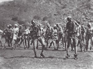 Afrika: Nuba-Rasseltanz von Hugo Adolf Bernatzik