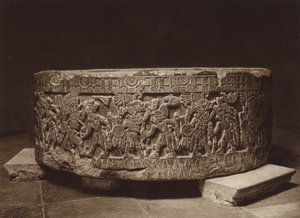Mexiko: Opferaltar des Königs Tizoc, Nationalmuseum von Hugo Brehme