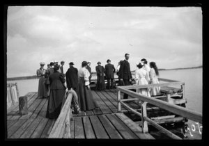 Warten auf das Dampfschiff von Hugo Simberg