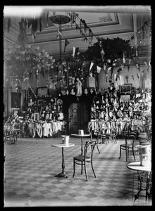 Preise der Kunstvereinslotterie im Rathaus von Wyborg von Hugo Simberg