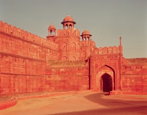 Delhi-Tor im Roten Fort, erbaut 1639-48 von Indian School